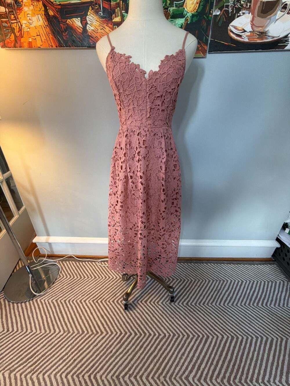 ASTR the Label Pink Lace Spaghetti Strap V-Neck Midi Dress size S